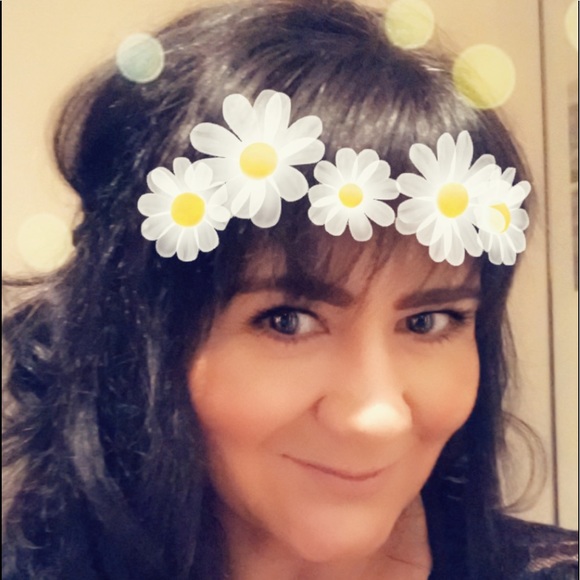 Meet your Posher, Sonya - Picture 2 of 2